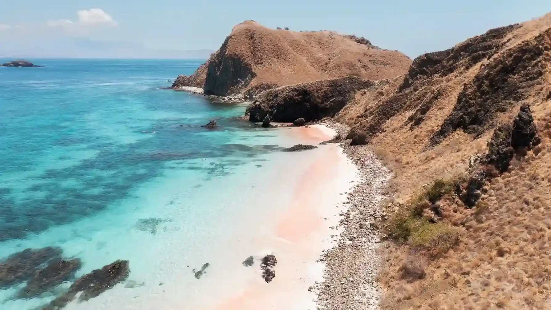 Pink Beach Komodo | Invest Land Komodo